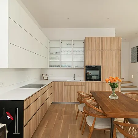 Spacious In Historical District With Free Parking 아파트 빌뉴스